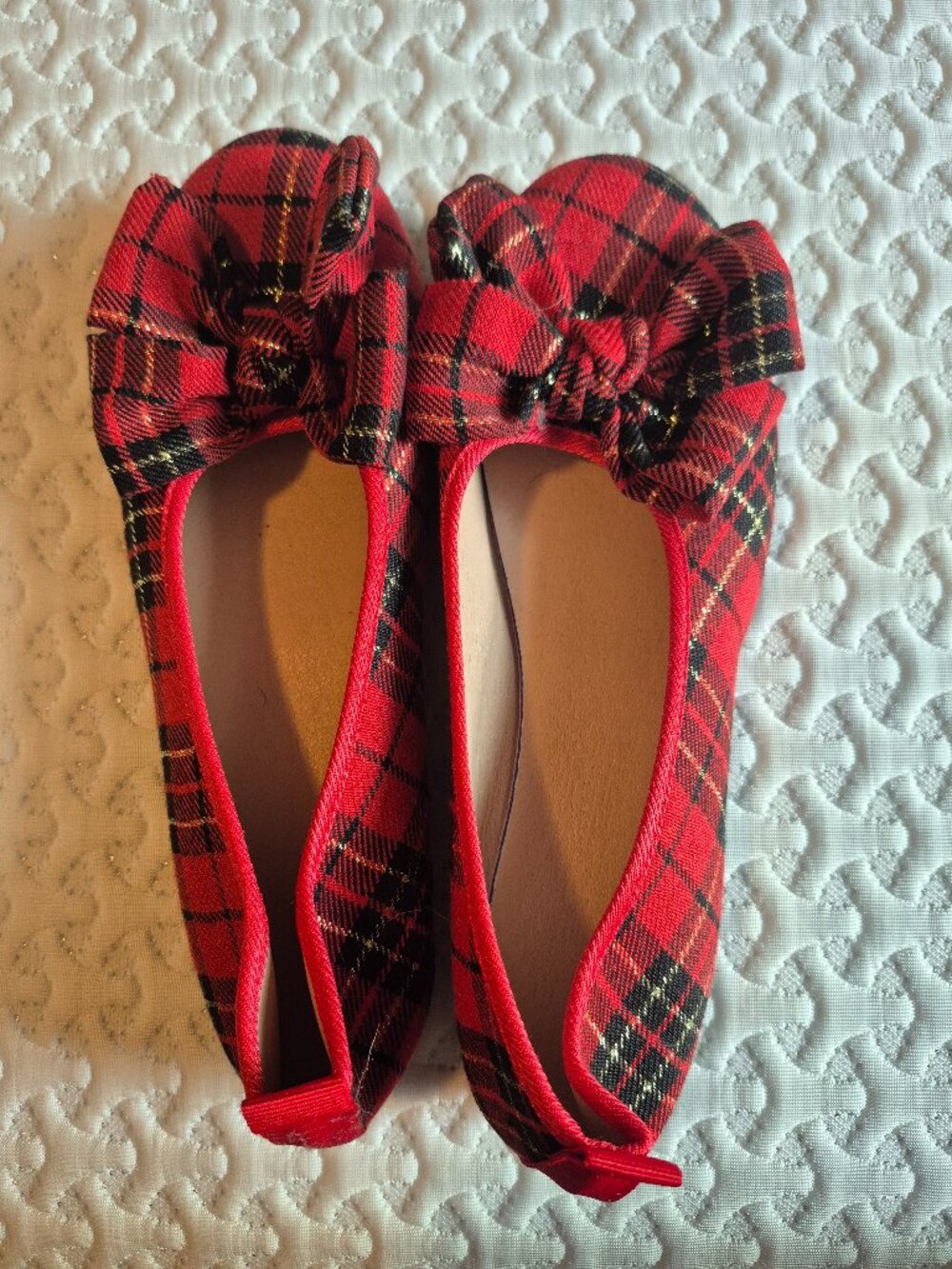 Plad flats with bow